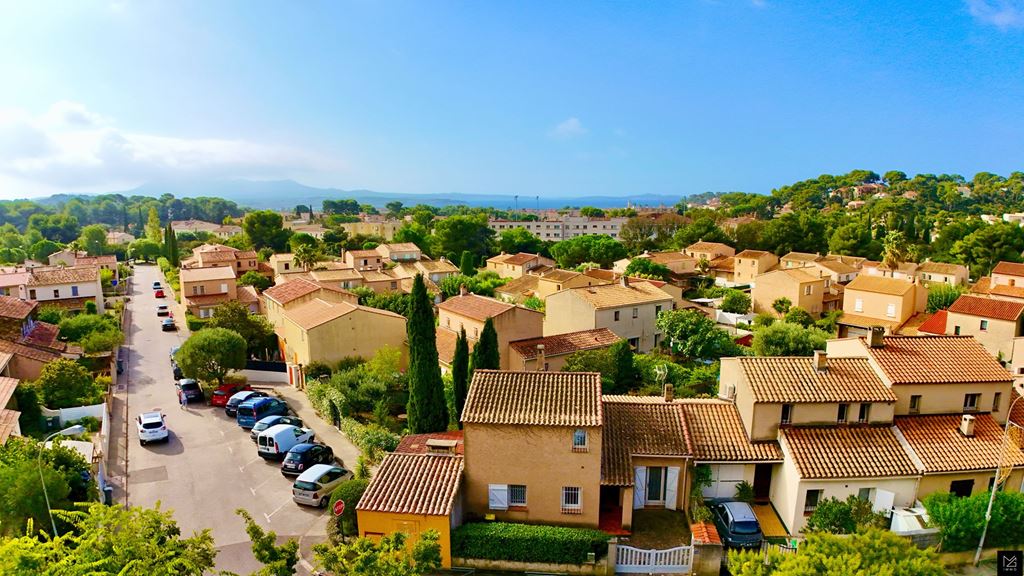 Maison de plain pied SANARY 549000€ MG IMMO Maison de plain pied SANARY 549000€ MG IMMO
