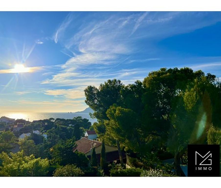 Appartement T2 ST MANDRIER SUR MER 229000€ MG IMMO Appartement T2 ST MANDRIER SUR MER 229000€ MG IMMO