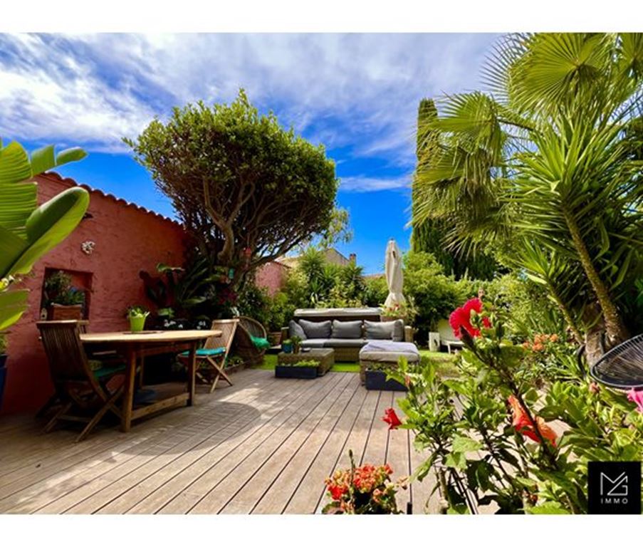 Villa ST MANDRIER SUR MER 469000€ MG IMMO Villa ST MANDRIER SUR MER 469000€ MG IMMO