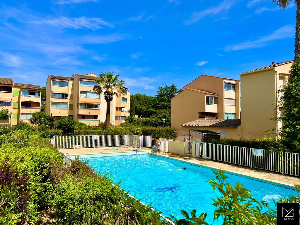 Appartement T3 SANARY 295000€ MG IMMO Appartement T3 SANARY 295000€ MG IMMO
