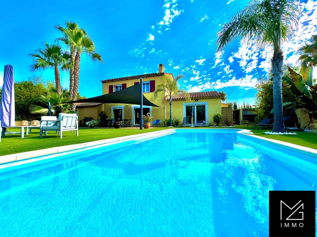 Maison indépendante SANARY 899000€ MG IMMO