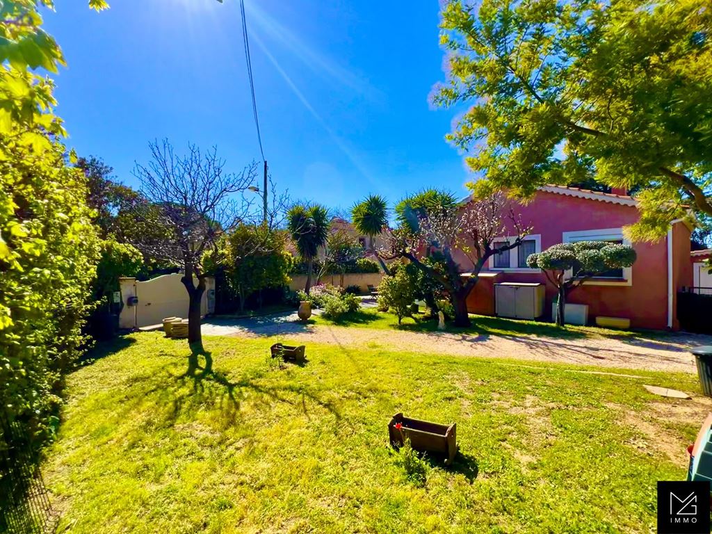 Maison de plain pied SIX FOURS LES PLAGES 595000€ MG IMMO