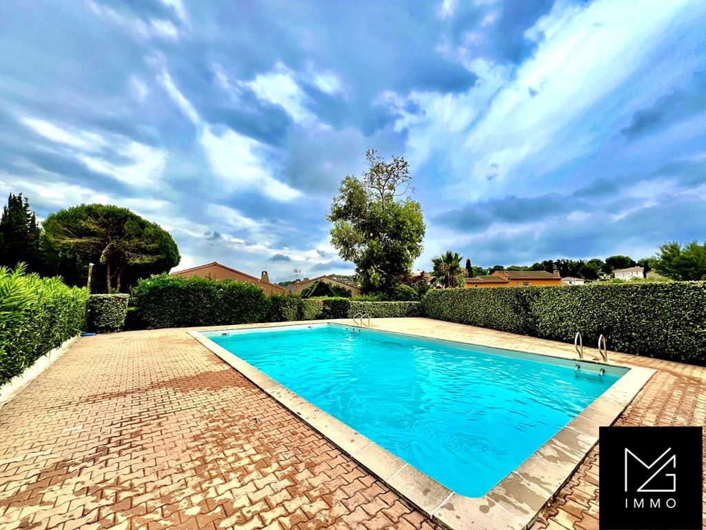 Villa SANARY 309000€ MG IMMO